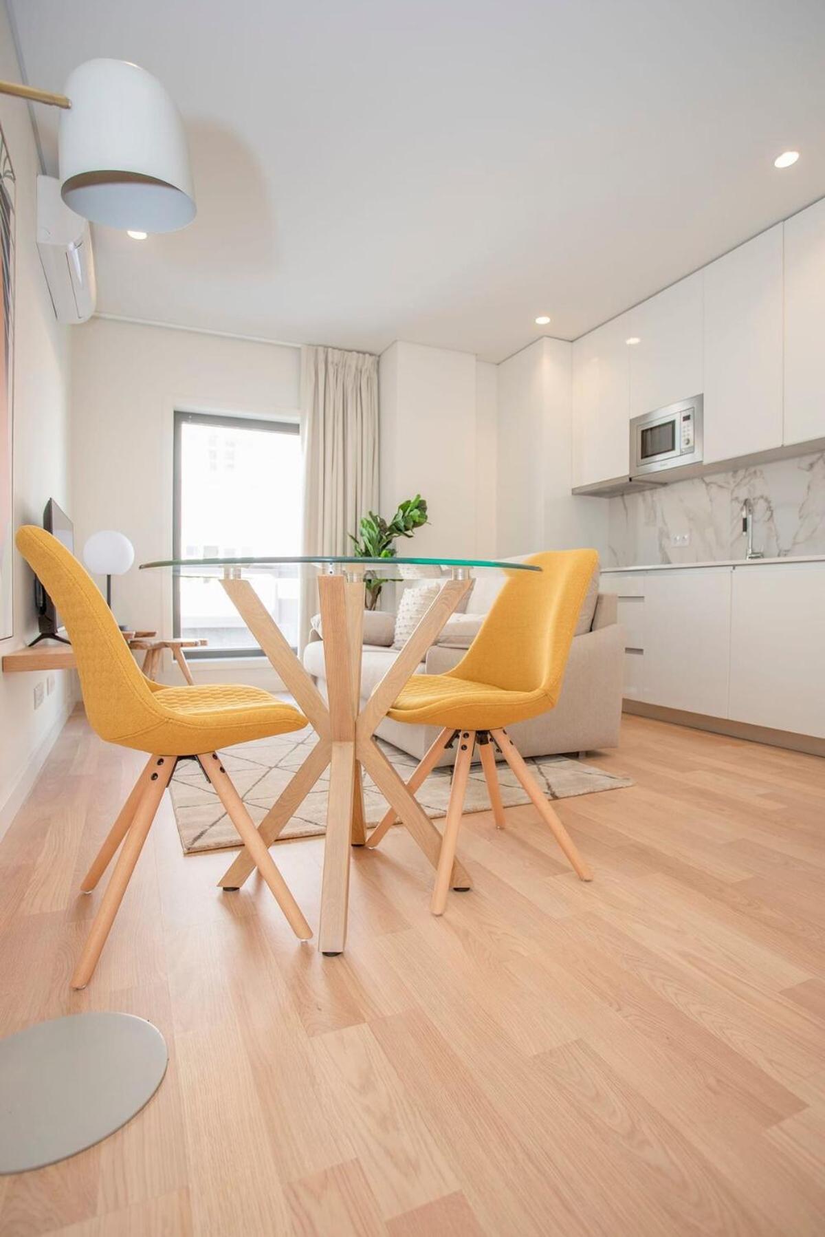 Liiiving In Porto - City Design Apartments Buitenkant foto