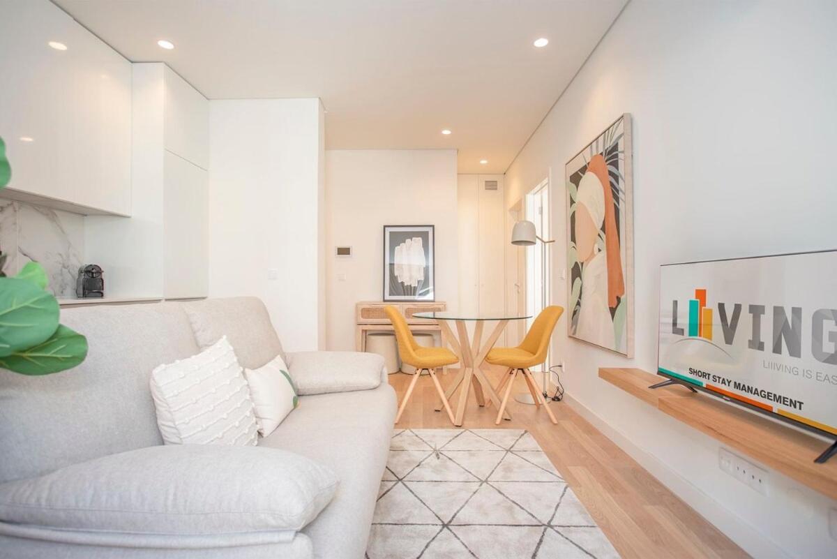 Liiiving In Porto - City Design Apartments Buitenkant foto